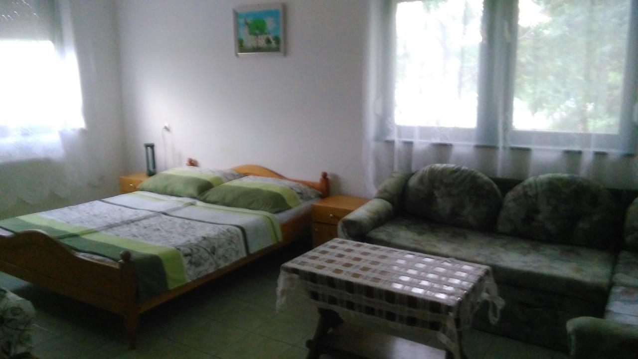 Aquaparti Apartmanok Hajdúszoboszló المظهر الخارجي الصورة