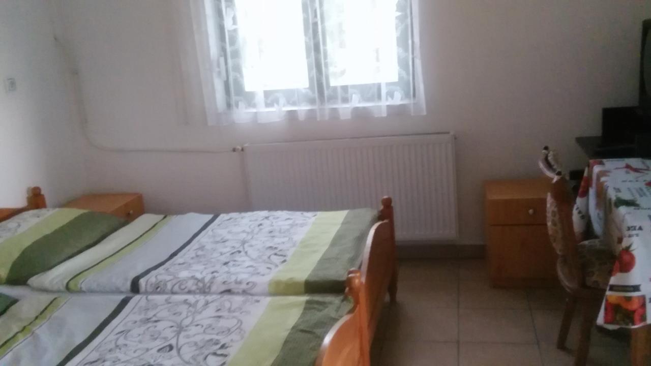 Aquaparti Apartmanok Hajdúszoboszló المظهر الخارجي الصورة